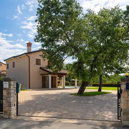 Genia I Poreč