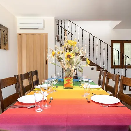 Genia I Вилла *