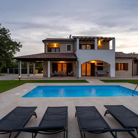 Genia I Вилла Пореч