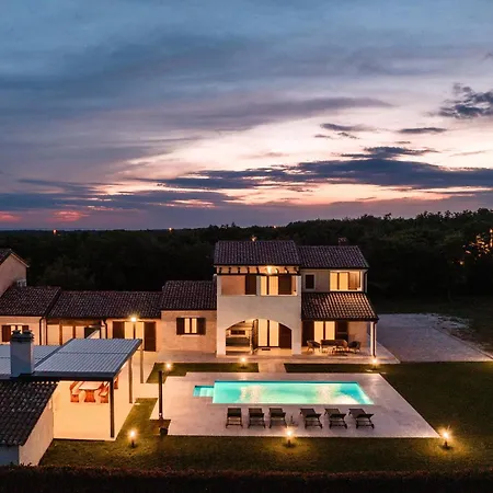 Genia I Вилла Пореч